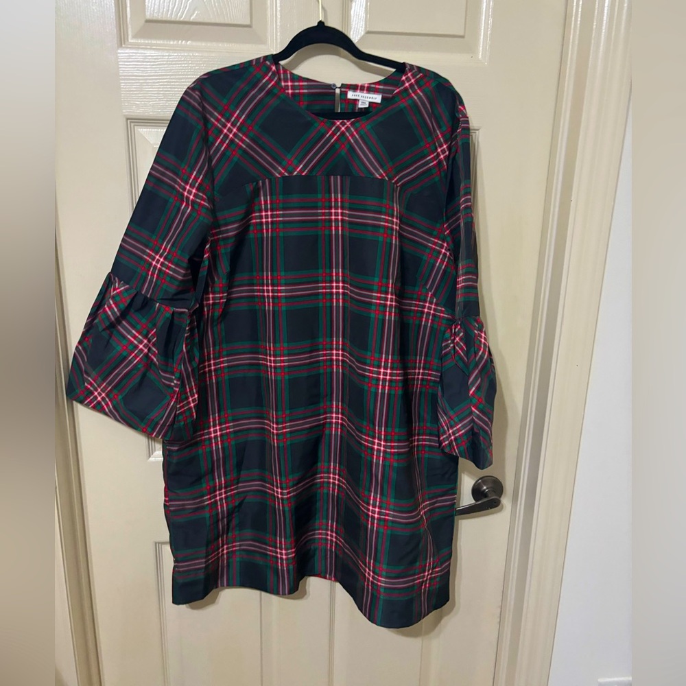 BRAND NEW HOLIDAY WOMENS DRESS